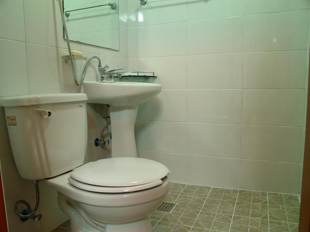 Yongdu Beach Pension Порён Экстерьер фото