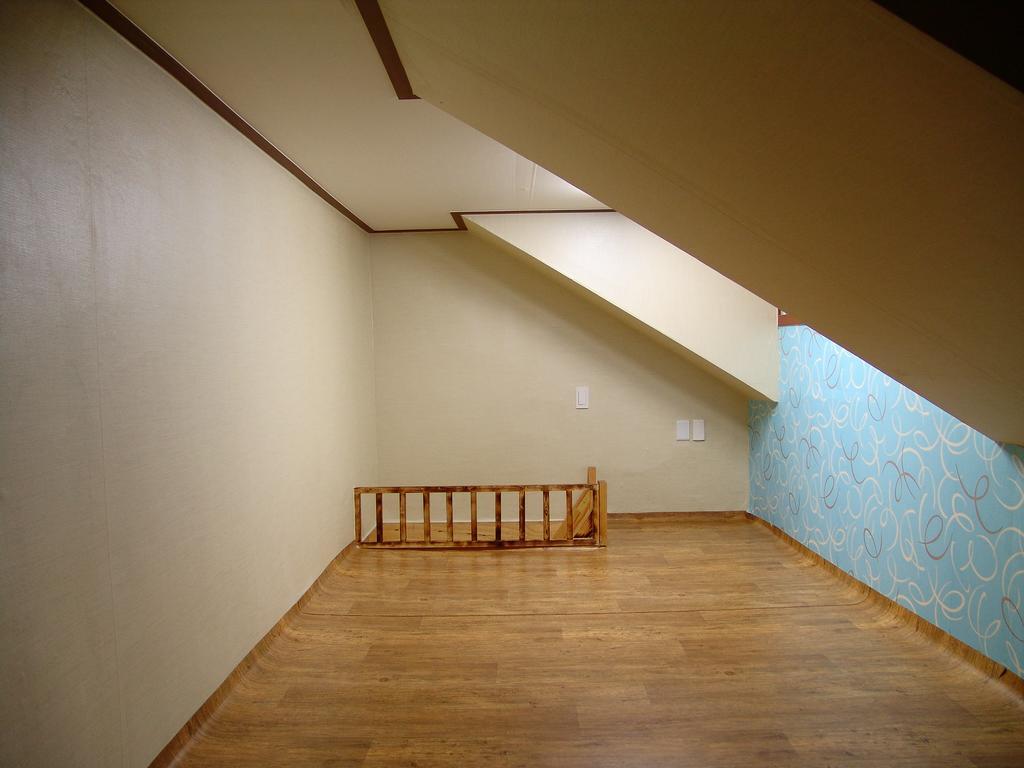 Yongdu Beach Pension Порён Экстерьер фото
